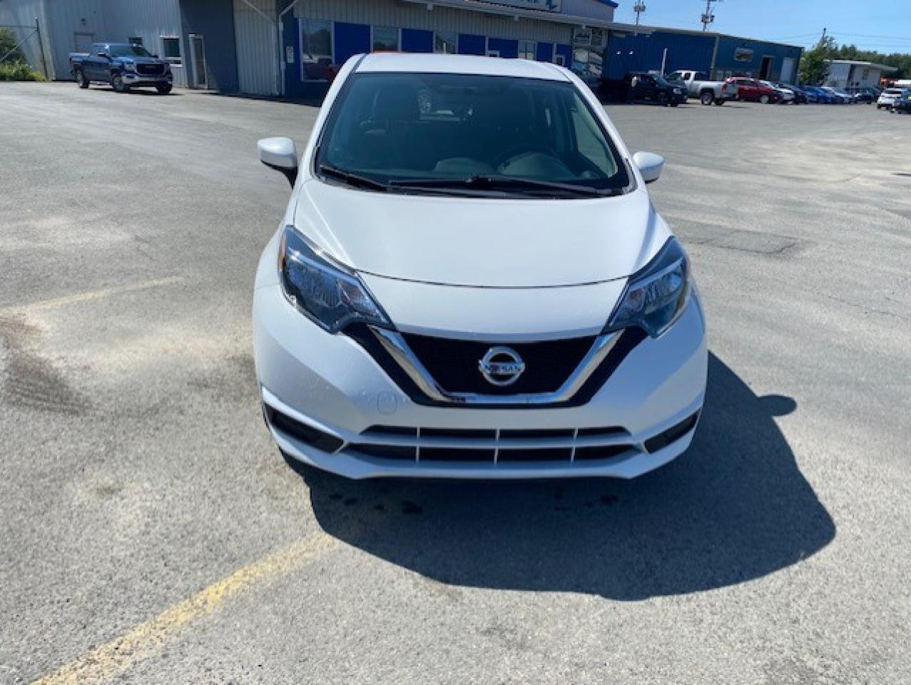 2018 Nissan Versa Note SV FWD - Photo #12