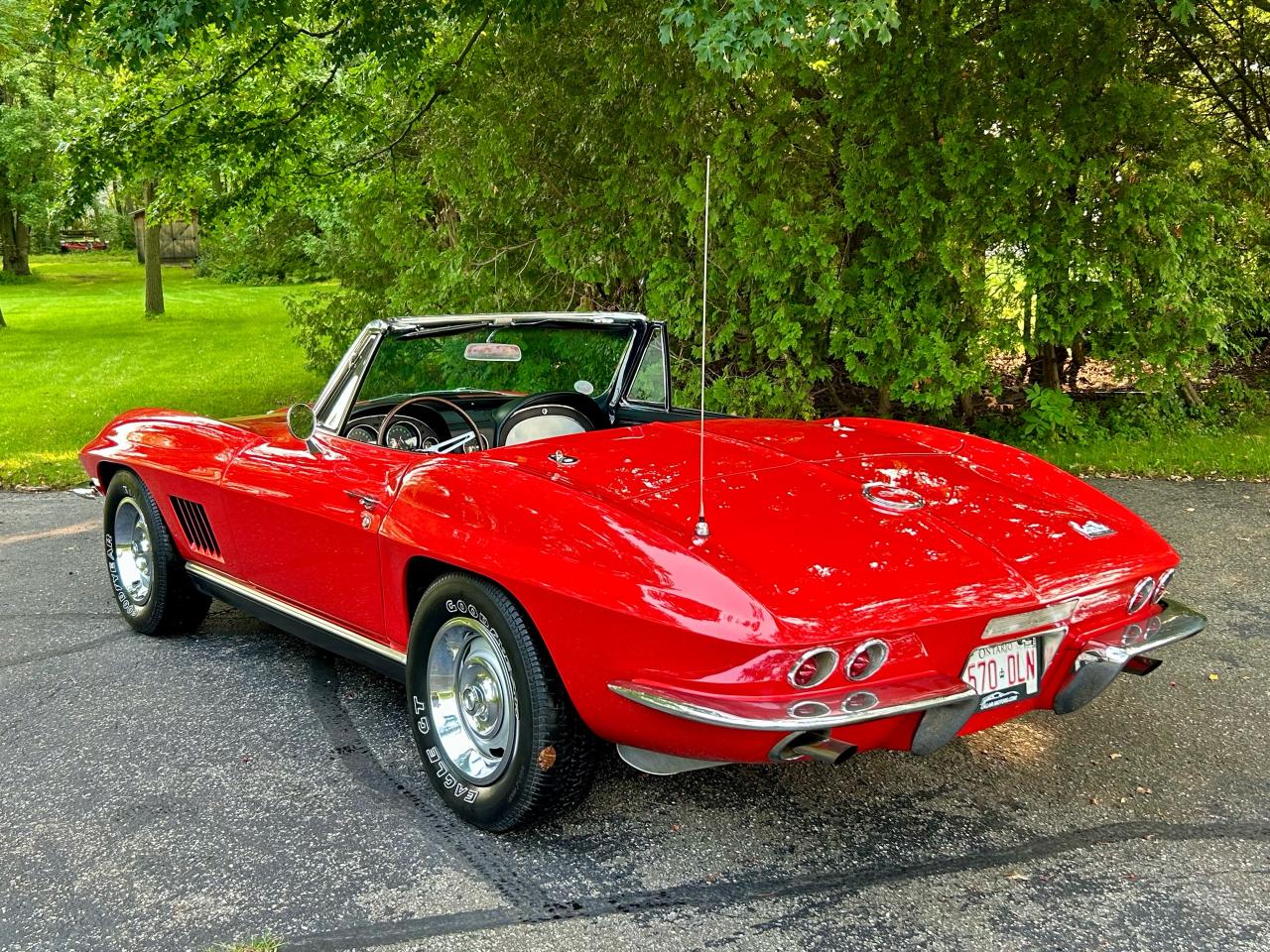 1967 Chevrolet Corvette 4 Speed Convertible w/ Hardtop - Photo #10