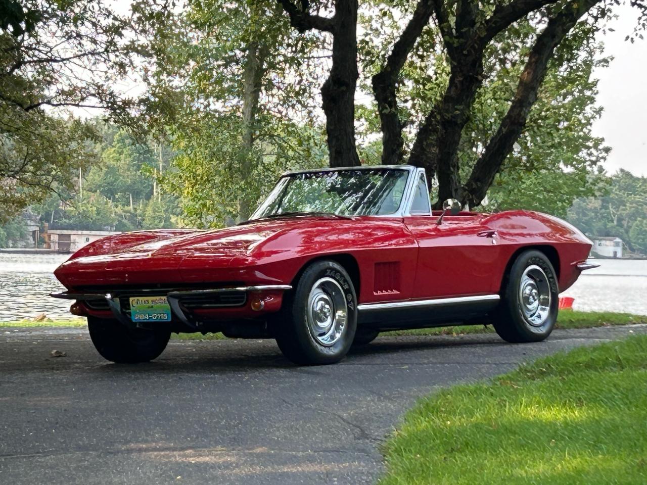 1967 Chevrolet Corvette 4 Speed Convertible w/ Hardtop - Photo #13