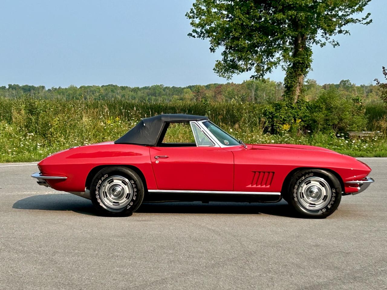 1967 Chevrolet Corvette 4 Speed Convertible w/ Hardtop - Photo #30