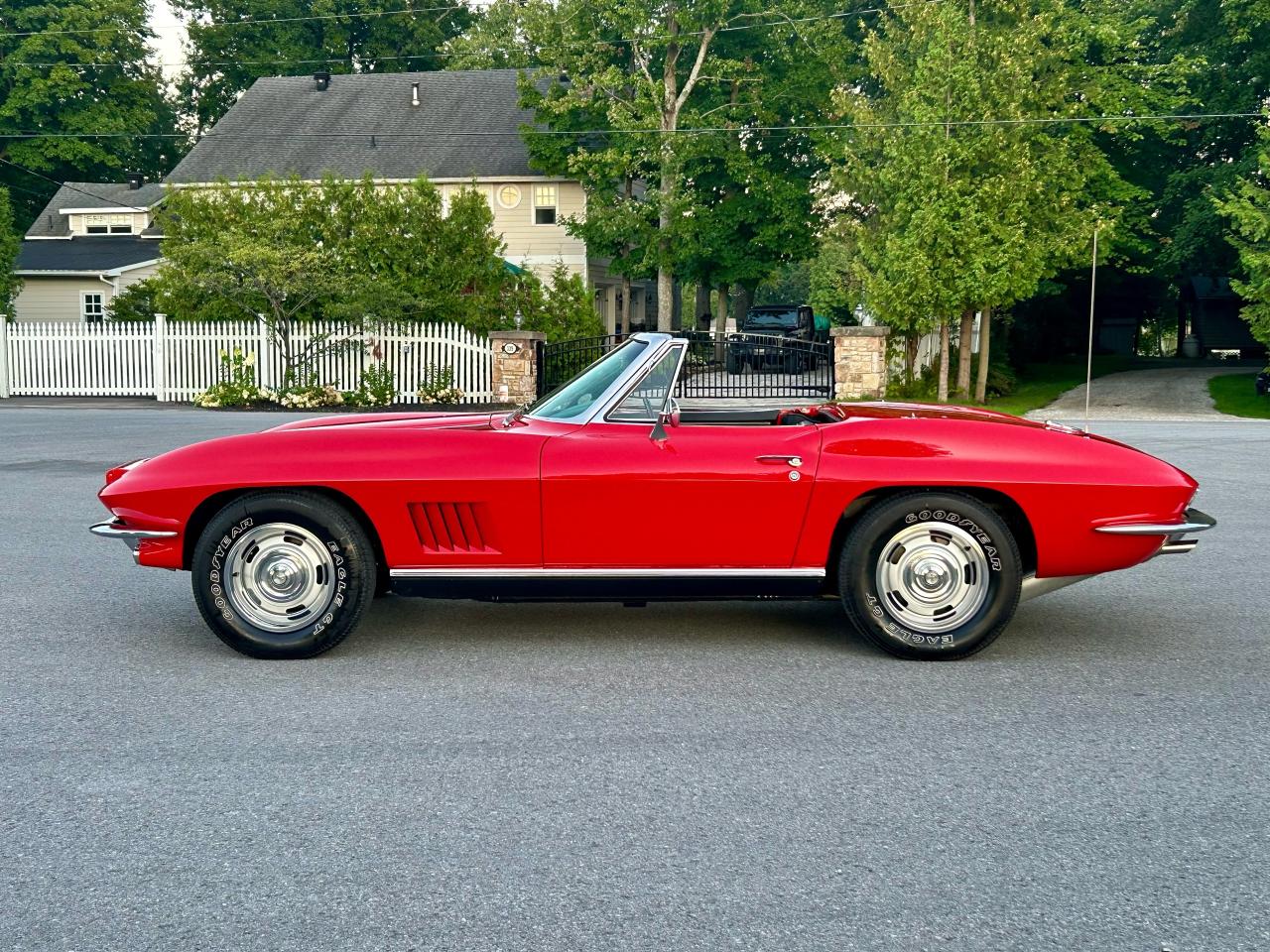 1967 Chevrolet Corvette 4 Speed Convertible w/ Hardtop - Photo #53