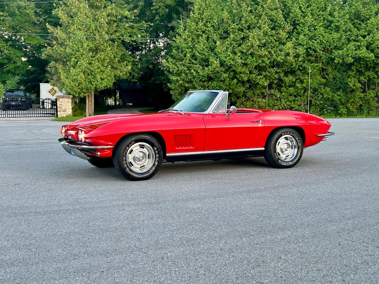 1967 Chevrolet Corvette 4 Speed Convertible w/ Hardtop - Photo #57