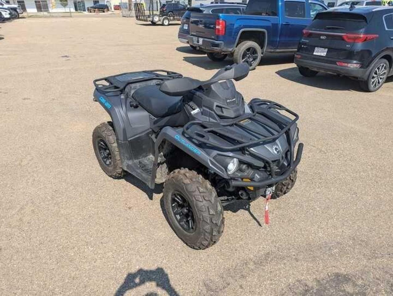 2022 Can-Am Outlander 570 XT DPS $88 B/W - Photo #6