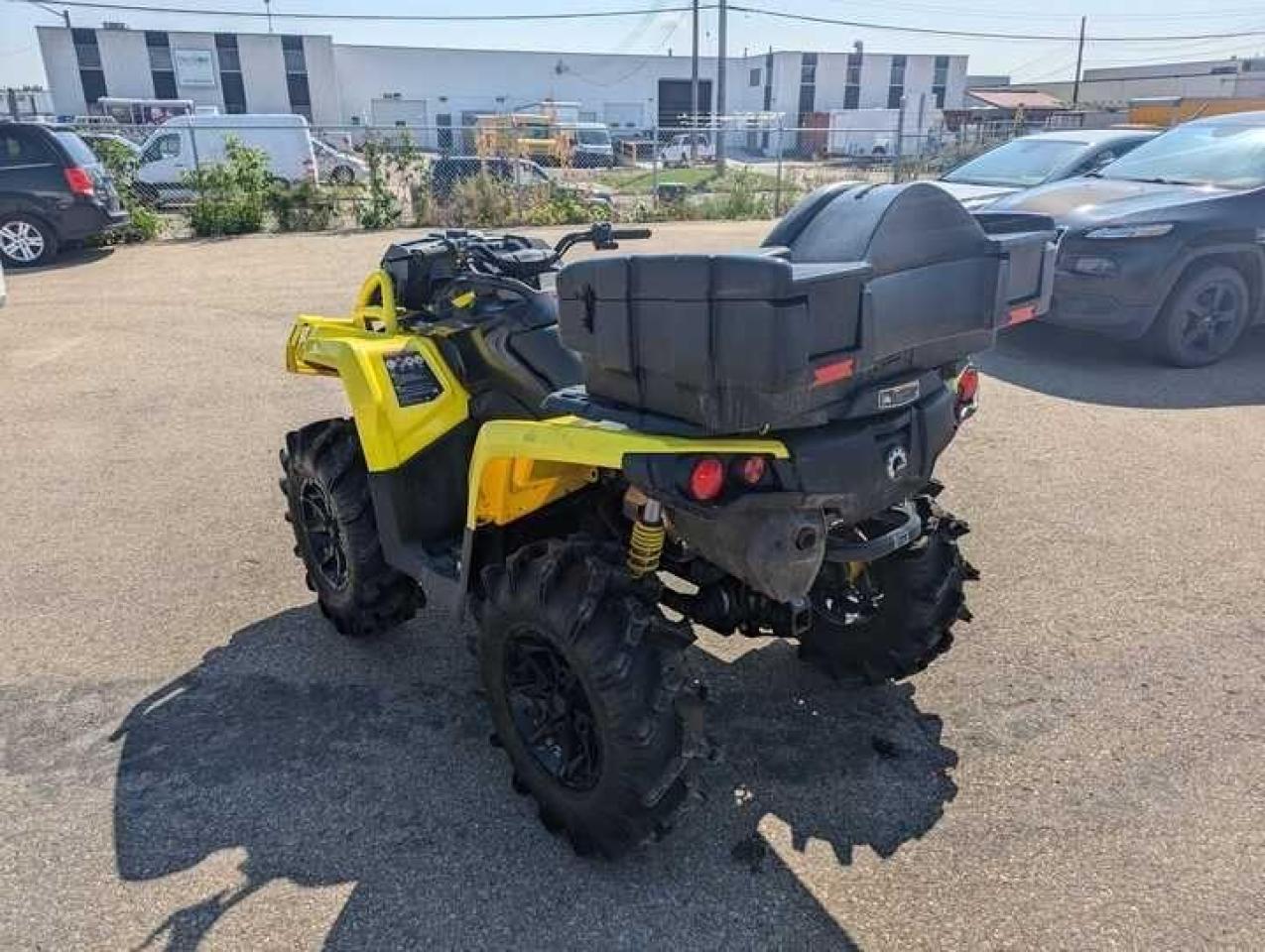 2019 Can-Am Outlander 850 XMR  $109 B/W - Photo #3