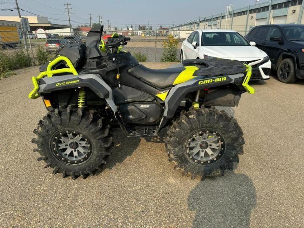 2021 Can-Am Outlander 850 XMR  $103 - Photo #2