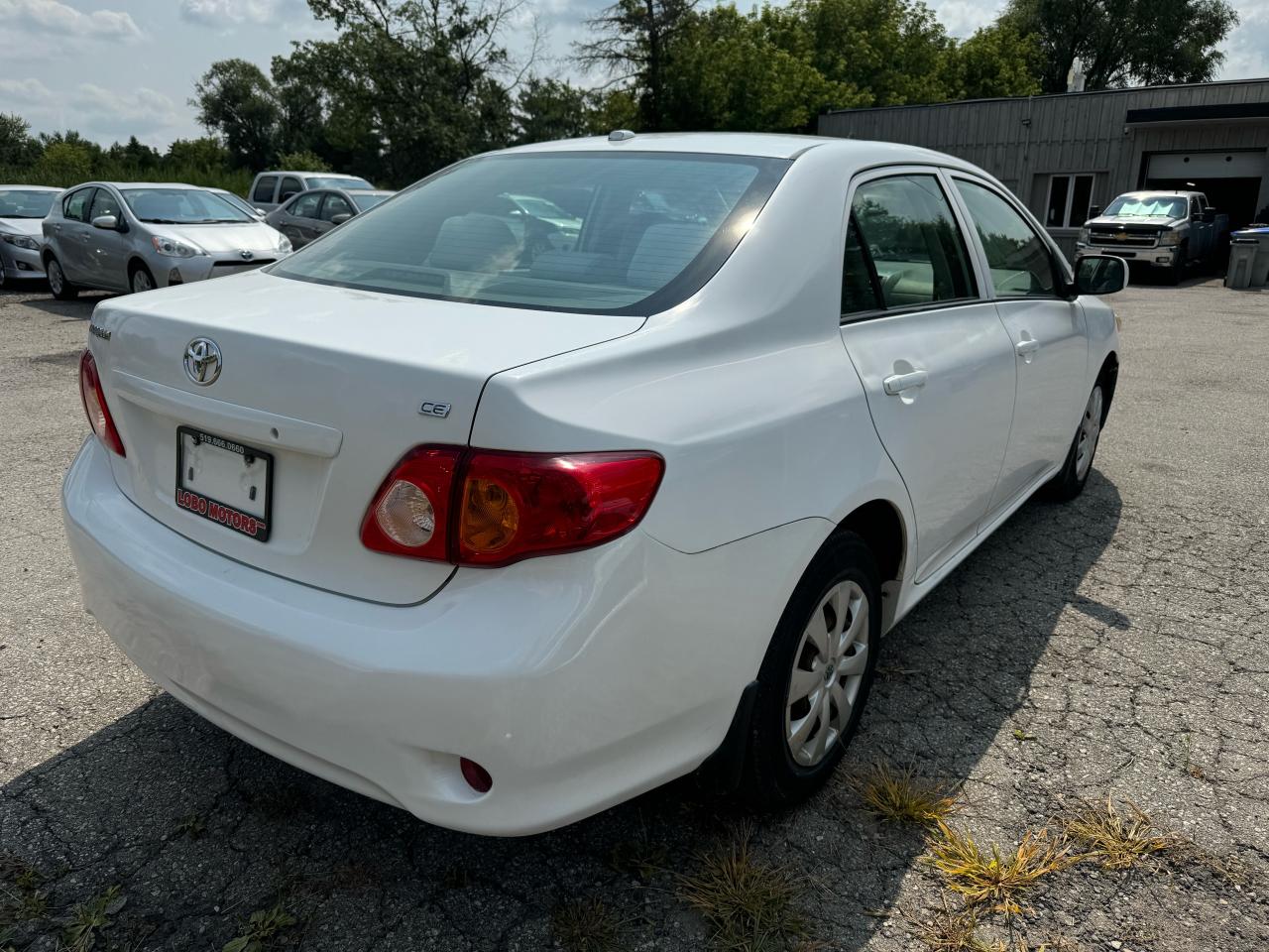 2009 Toyota Corolla CE - Photo #2