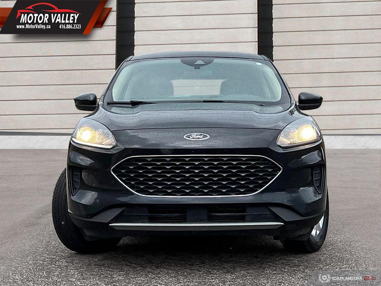 2020 Ford Escape SPECIAL EDITION AWD Clean Car No Accident! Photo1