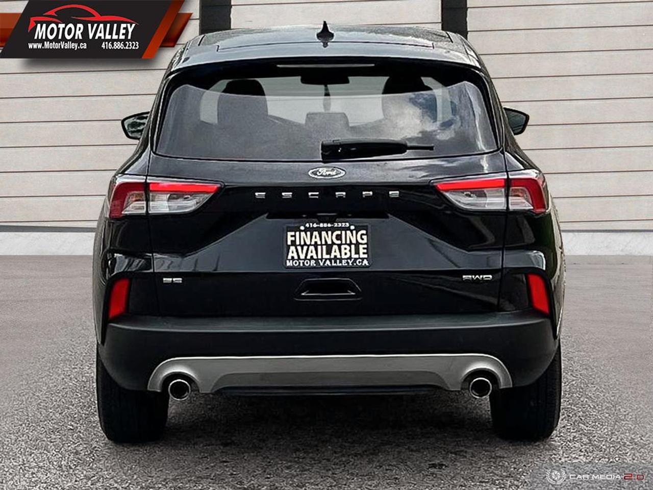 2020 Ford Escape SPECIAL EDITION AWD Clean Car No Accident! Photo4