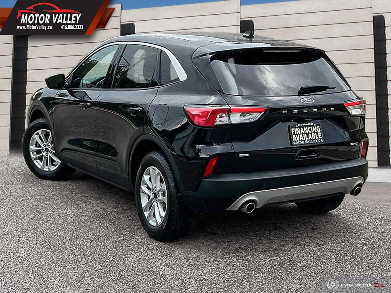 2020 Ford Escape SPECIAL EDITION AWD Clean Car No Accident! Photo3