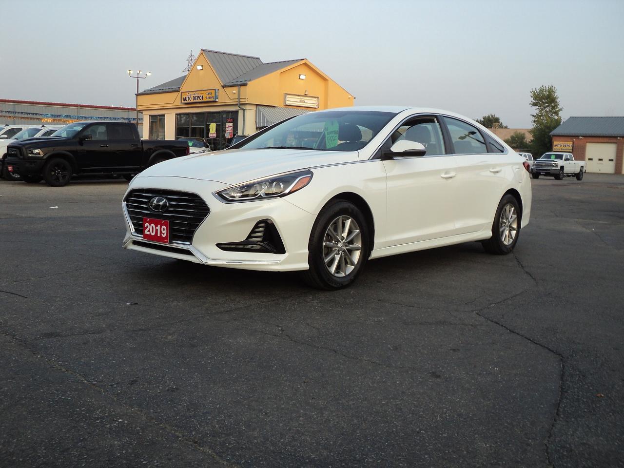 Used 2019 Hyundai Sonata Essential 2.4L4cylGas HeatedSeats BackUpCam for sale in Brantford, ON