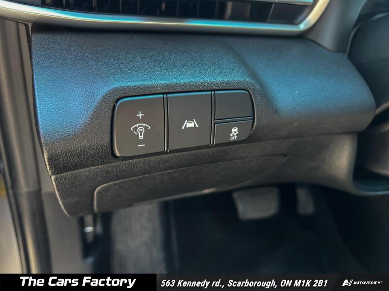 2021 Hyundai Elantra Preferred IVT w/Sun & Tech Package - Photo #7