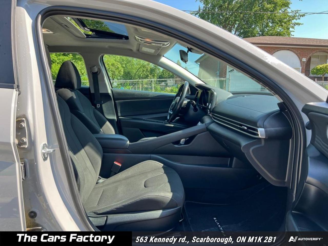 2021 Hyundai Elantra Preferred IVT w/Sun & Tech Package - Photo #22