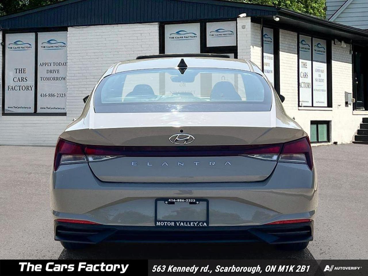 2021 Hyundai Elantra Preferred IVT w/Sun & Tech Package - Photo #5