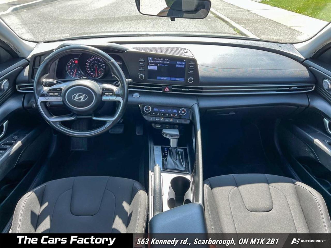 2021 Hyundai Elantra Preferred IVT w/Sun & Tech Package - Photo #24