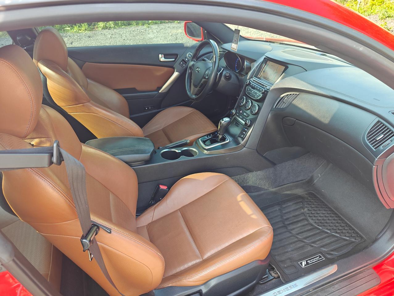 2016 Hyundai Genesis Coupe GT V6! Photo