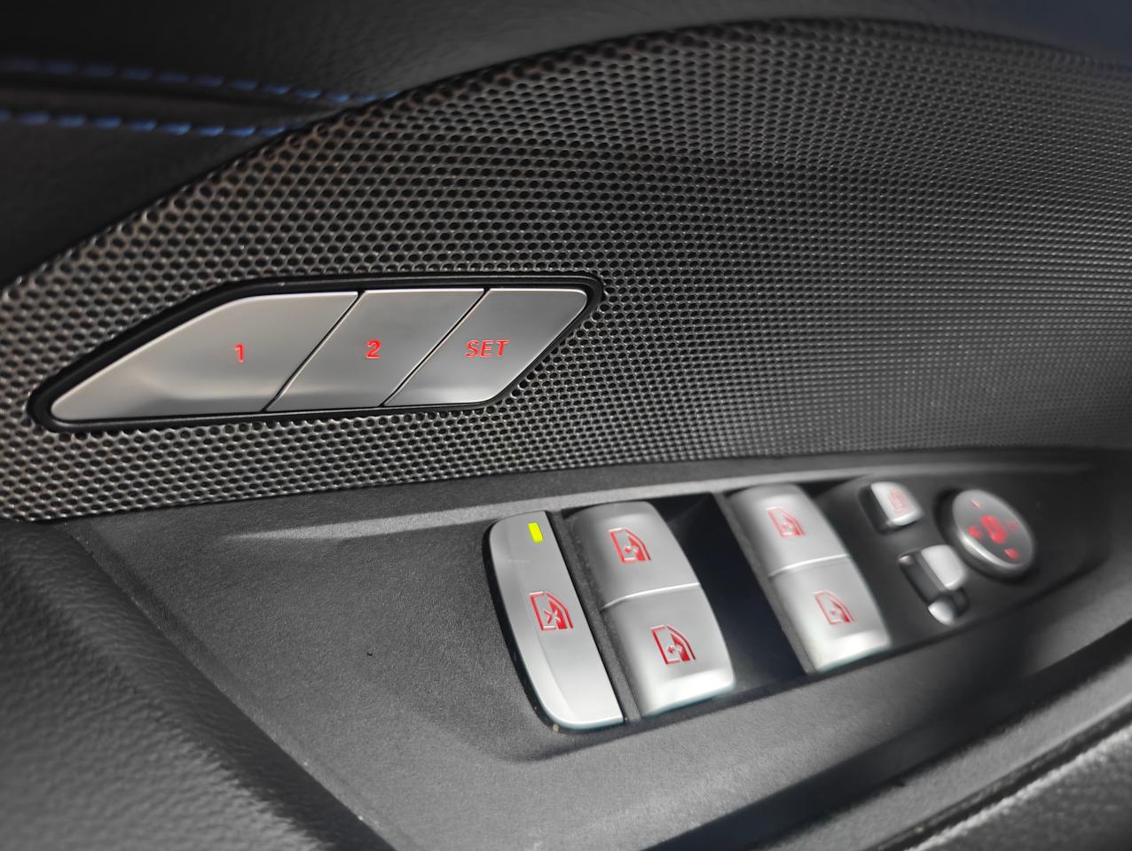 2023 BMW 4 Series i4 M50 All Wheel Drive - Fully Loaded! - Photo #27