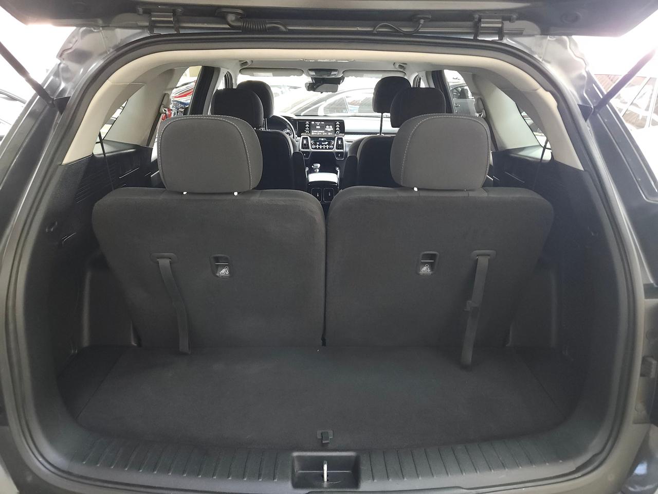 2022 Kia Sorento X-LINE | AWD | 6 Pass | Heated Seats | CarPlay Photo