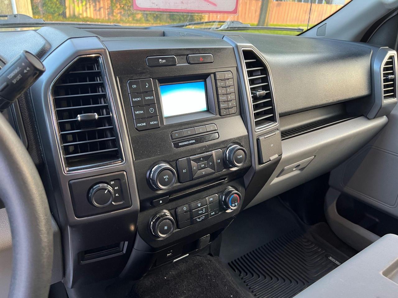 2017 Ford F-150 XL - Photo #8