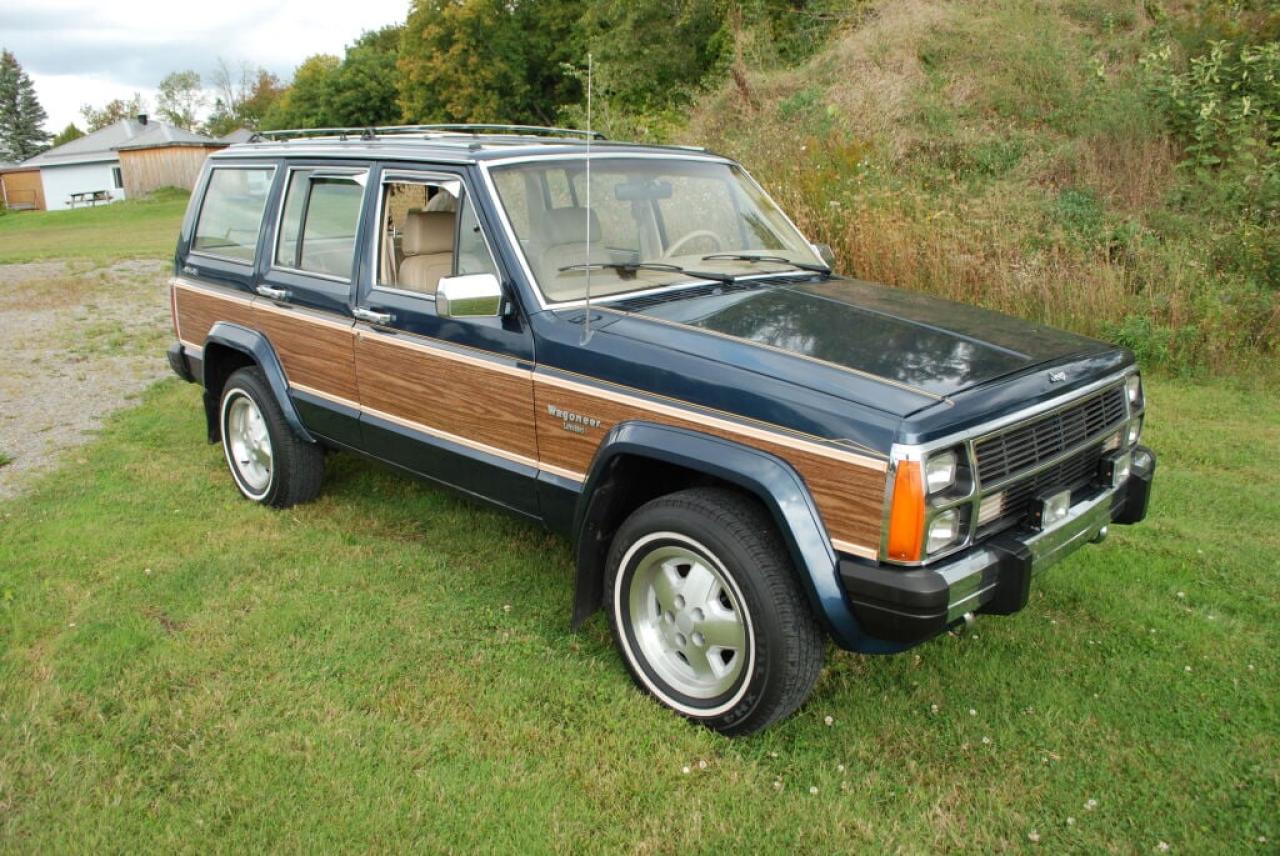 Used 1989 Jeep Wagoneer  for sale in Smiths Falls, ON