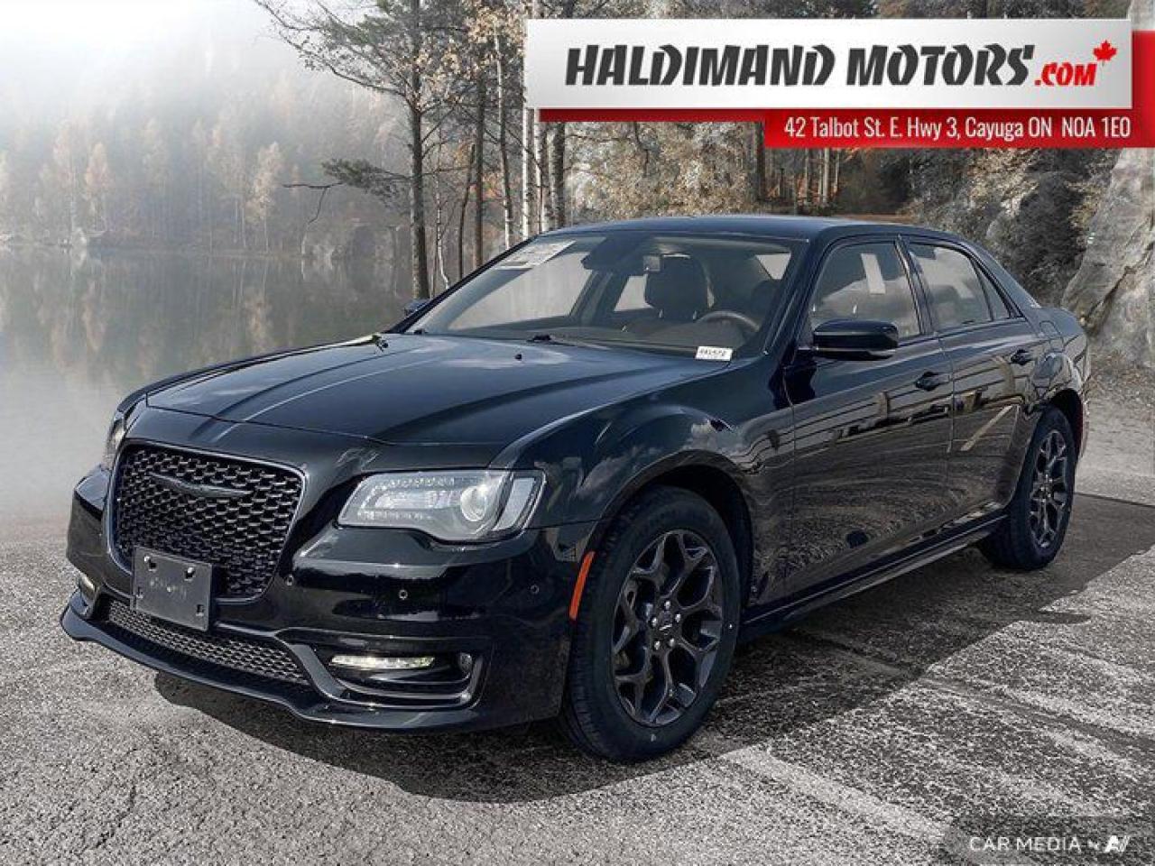 Used 2022 Chrysler 300 300 TOURING L for sale in Cayuga, ON