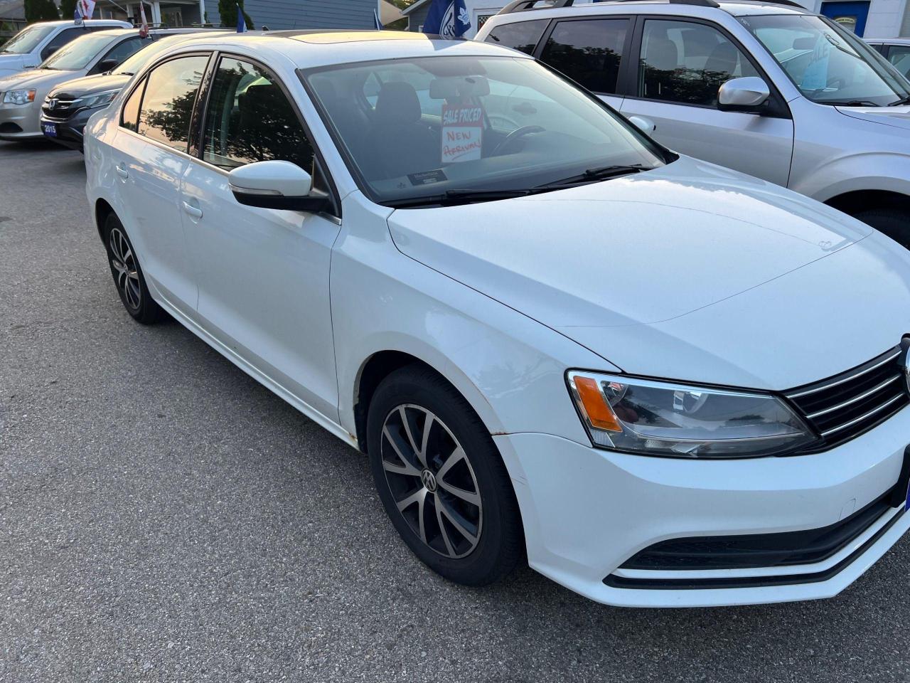 2015 Volkswagen Jetta 4dr 1.8 TSI Auto - Photo #6