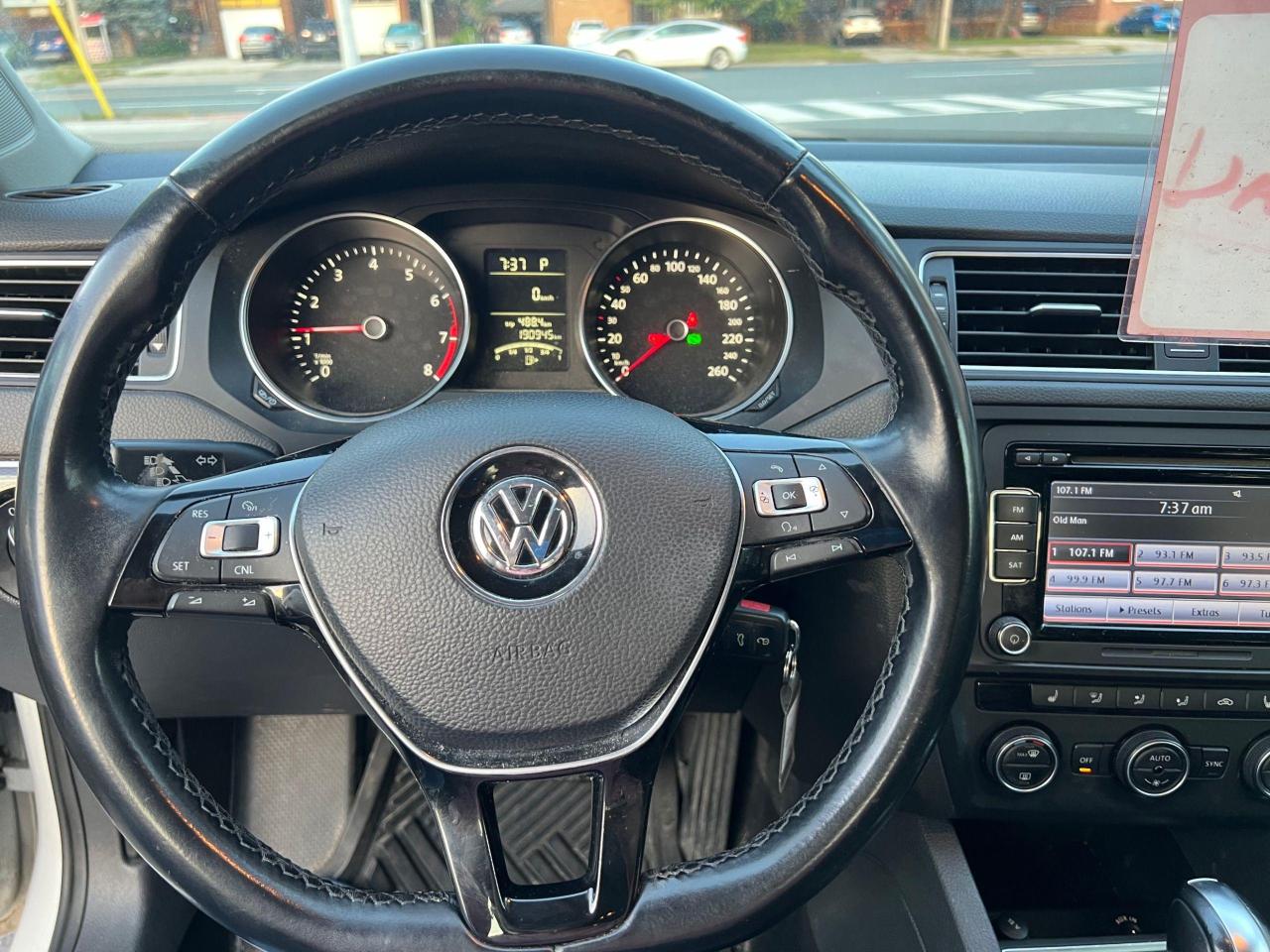 2015 Volkswagen Jetta 4dr 1.8 TSI Auto - Photo #11