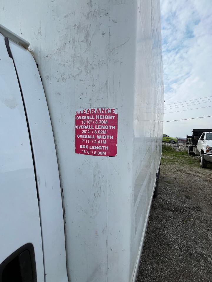 2018 GMC Savana 3500 VAN 177" - Photo #12