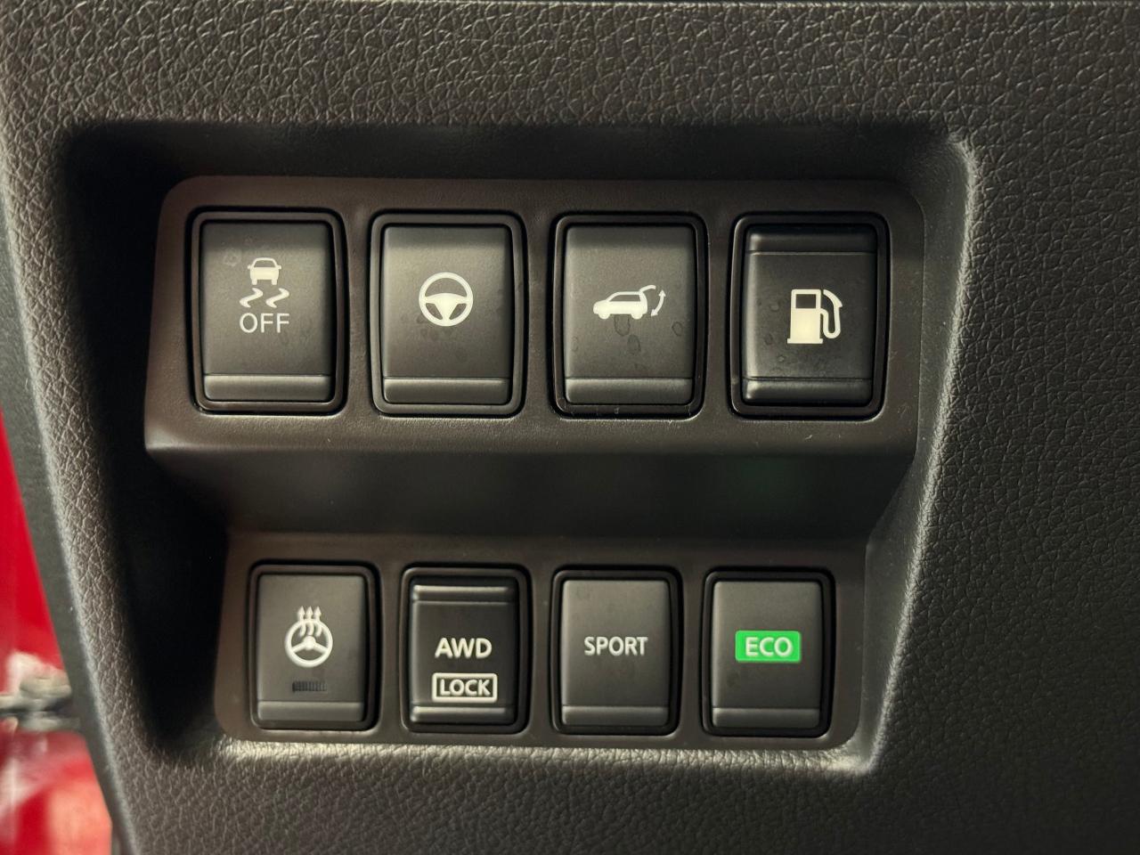 2019 Nissan Rogue SV TECH+Roof+GPS+Adaptive Cruise+LKA+CLEAN CARFAX - Photo #4