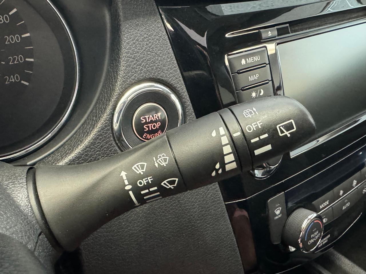 2019 Nissan Rogue SV TECH+Roof+GPS+Adaptive Cruise+LKA+CLEAN CARFAX Photo52