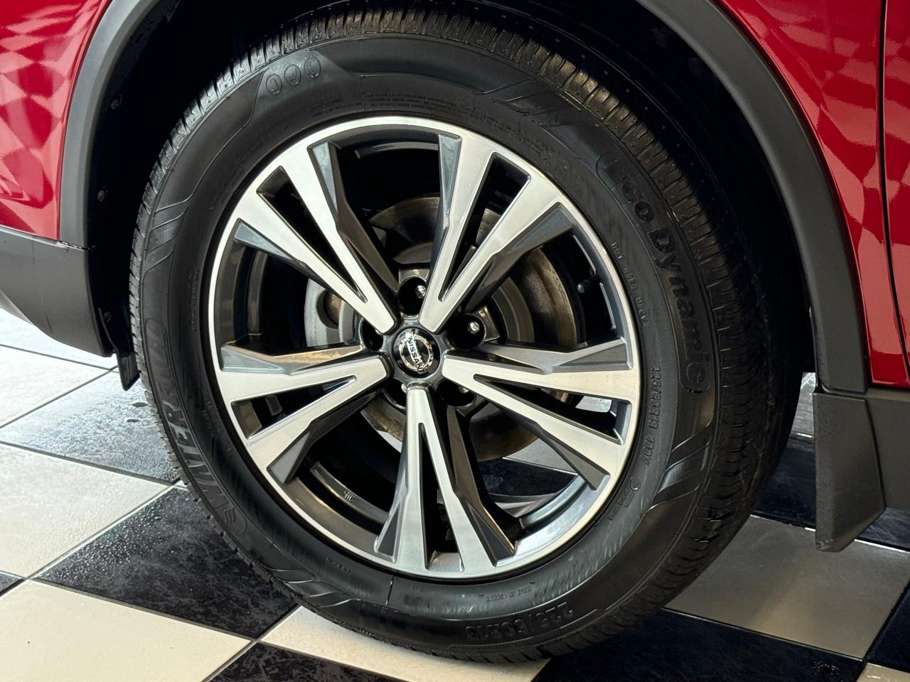 2019 Nissan Rogue SV TECH+Roof+GPS+Adaptive Cruise+LKA+CLEAN CARFAX - Photo #58