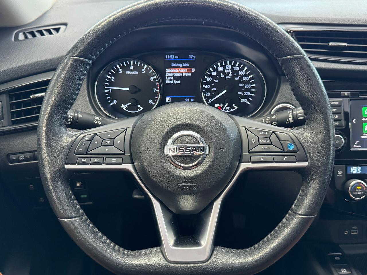 2019 Nissan Rogue SV TECH+Roof+GPS+Adaptive Cruise+LKA+CLEAN CARFAX - Photo #12
