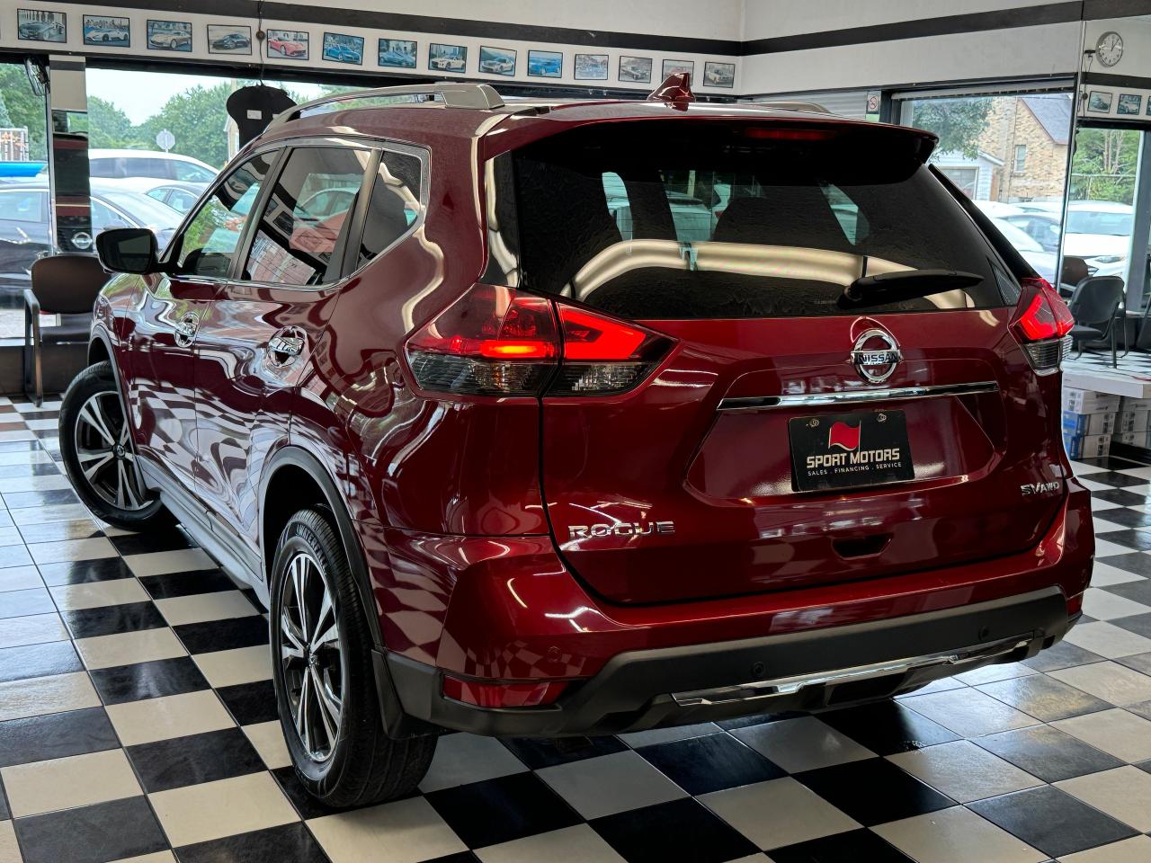 2019 Nissan Rogue SV TECH+Roof+GPS+Adaptive Cruise+LKA+CLEAN CARFAX - Photo #16
