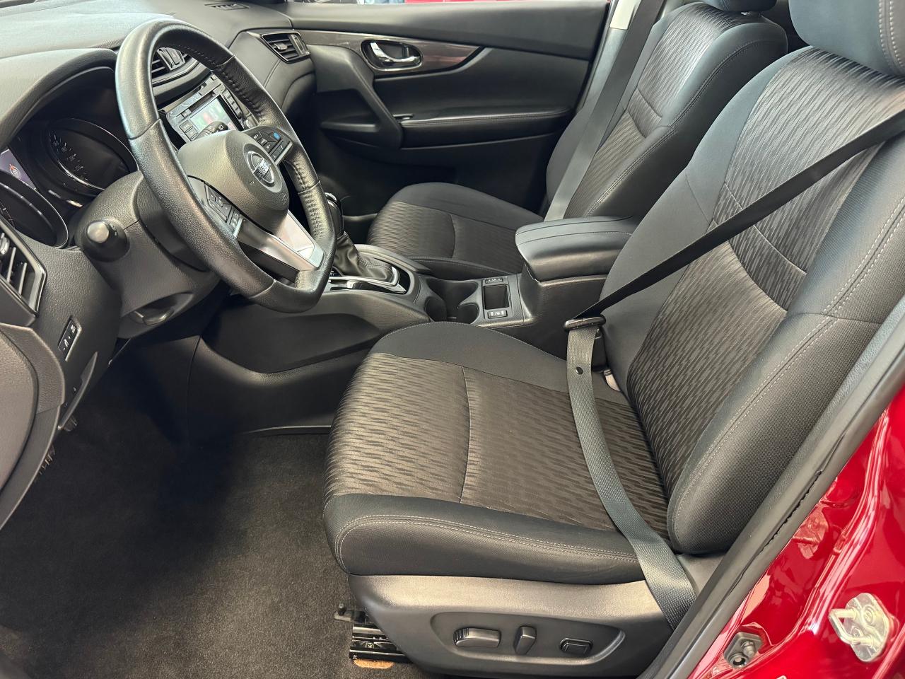 2019 Nissan Rogue SV TECH+Roof+GPS+Adaptive Cruise+LKA+CLEAN CARFAX - Photo #21