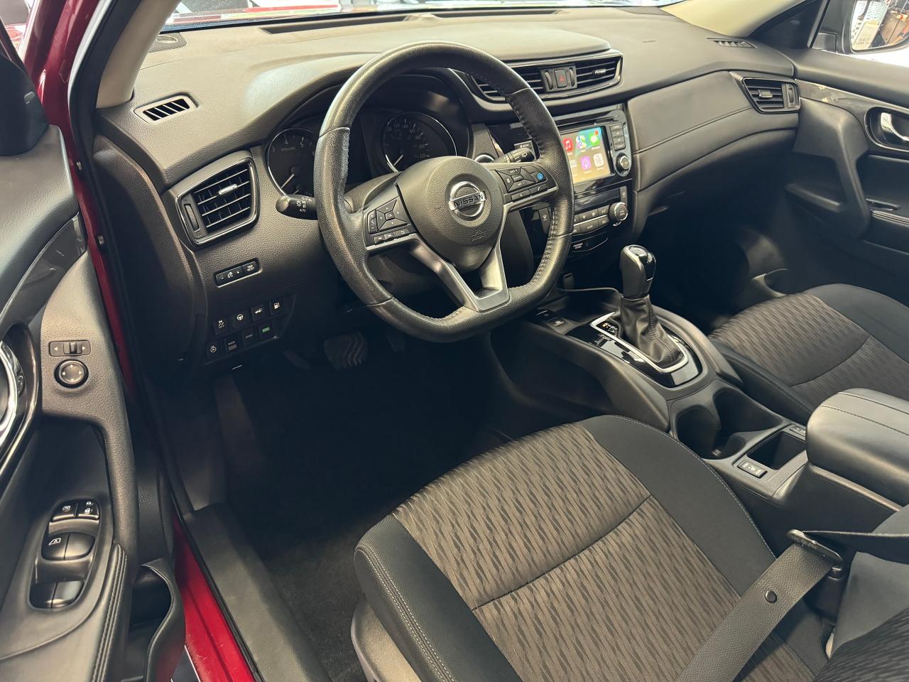 2019 Nissan Rogue SV TECH+Roof+GPS+Adaptive Cruise+LKA+CLEAN CARFAX - Photo #20
