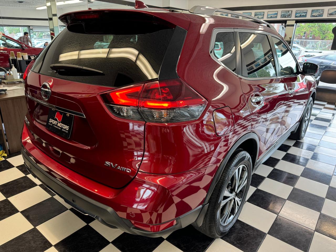 2019 Nissan Rogue SV TECH+Roof+GPS+Adaptive Cruise+LKA+CLEAN CARFAX - Photo #8