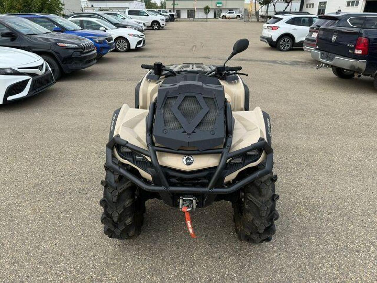 2023 Can-Am Outlander 850 XMR  $114 B/W - Photo #3