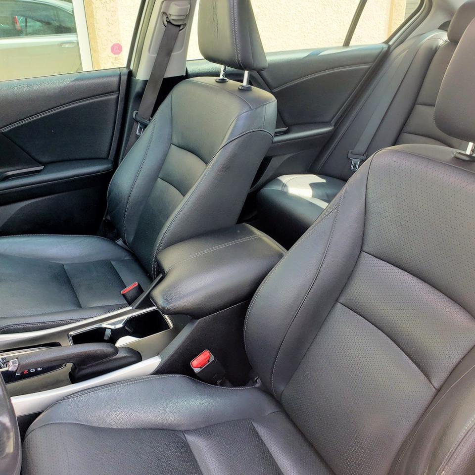 2014 Honda Accord 4dr V6 Auto Touring - Photo #9