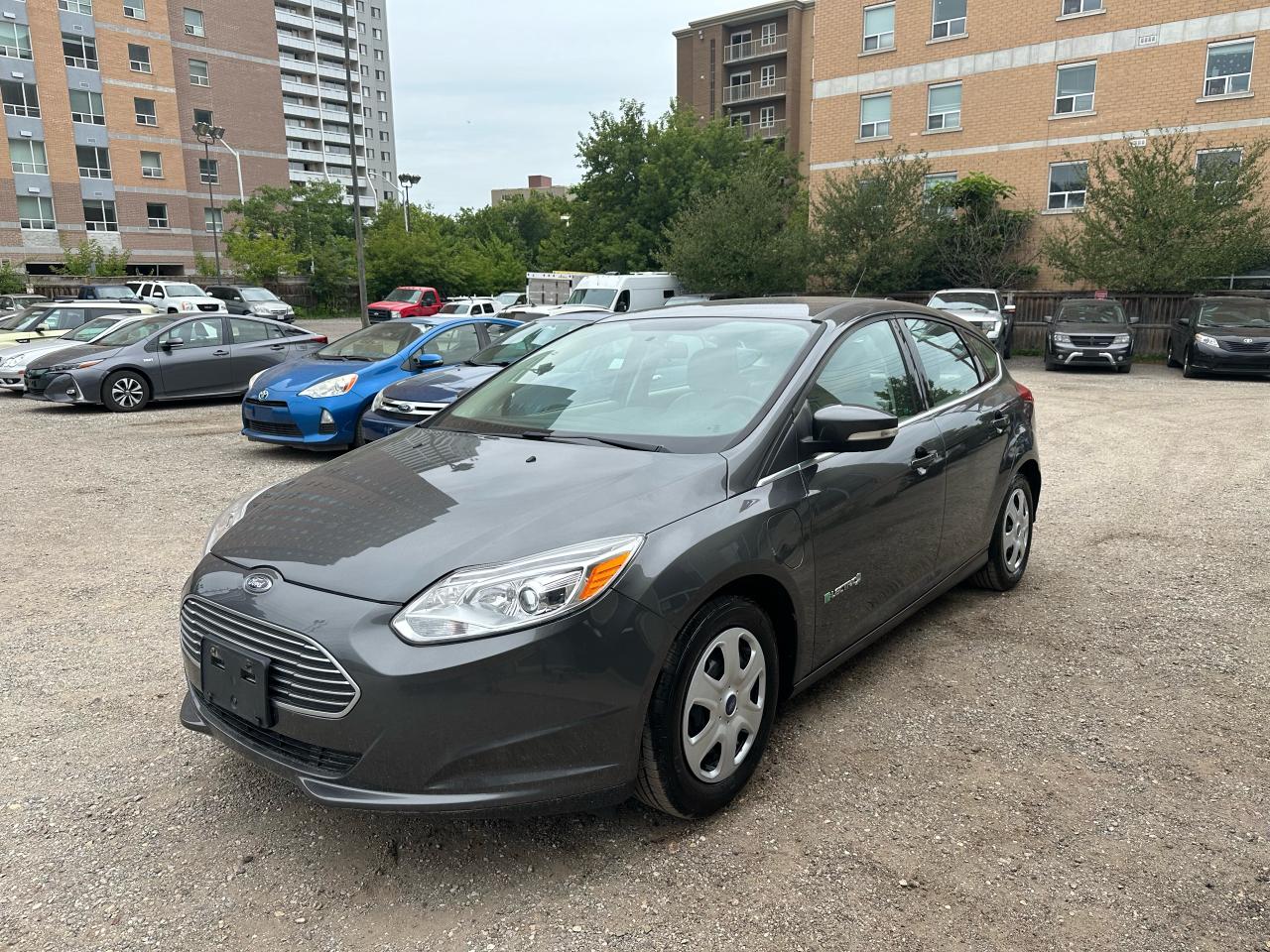 2017 Ford Focus 5dr HB - Photo #3