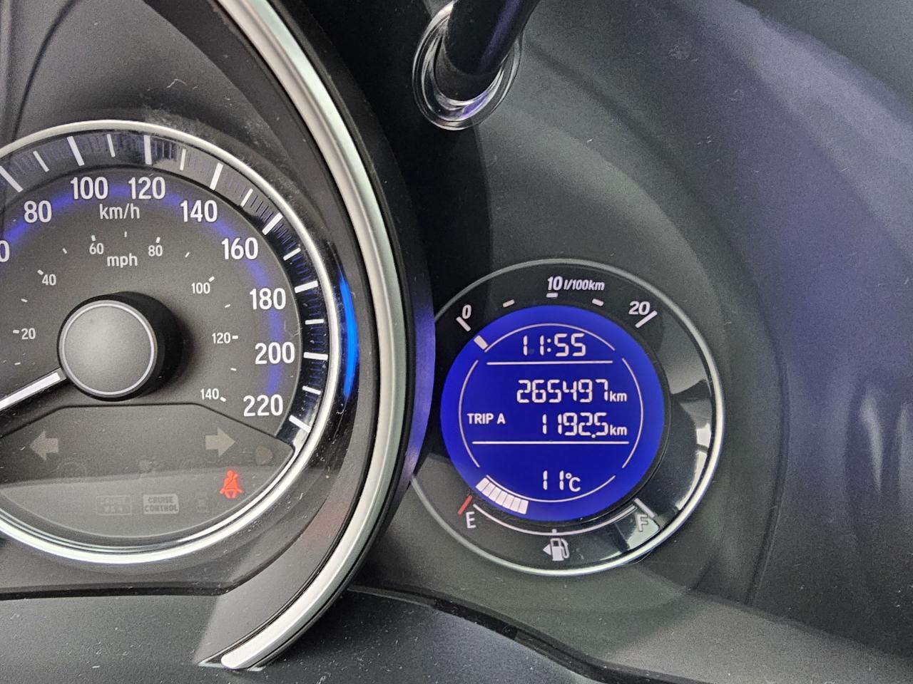 2016 Honda Fit LX/AUTO/BLUETOOTH/CAMERA, 1 YEAR POWER TRAIN WARR - Photo #8