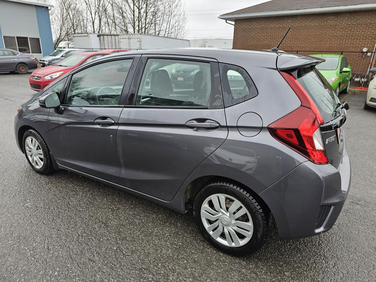 2016 Honda Fit LX/AUTO/BLUETOOTH/CAMERA, 1 YEAR POWER TRAIN WARR - Photo #2
