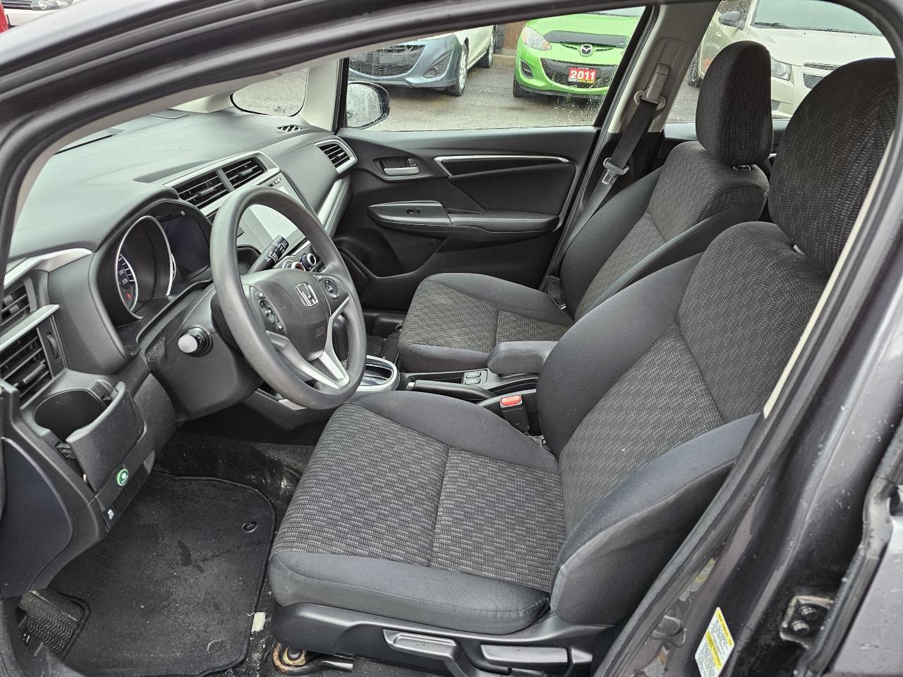 2016 Honda Fit LX/AUTO/BLUETOOTH/CAMERA, 1 YEAR POWER TRAIN WARR - Photo #6
