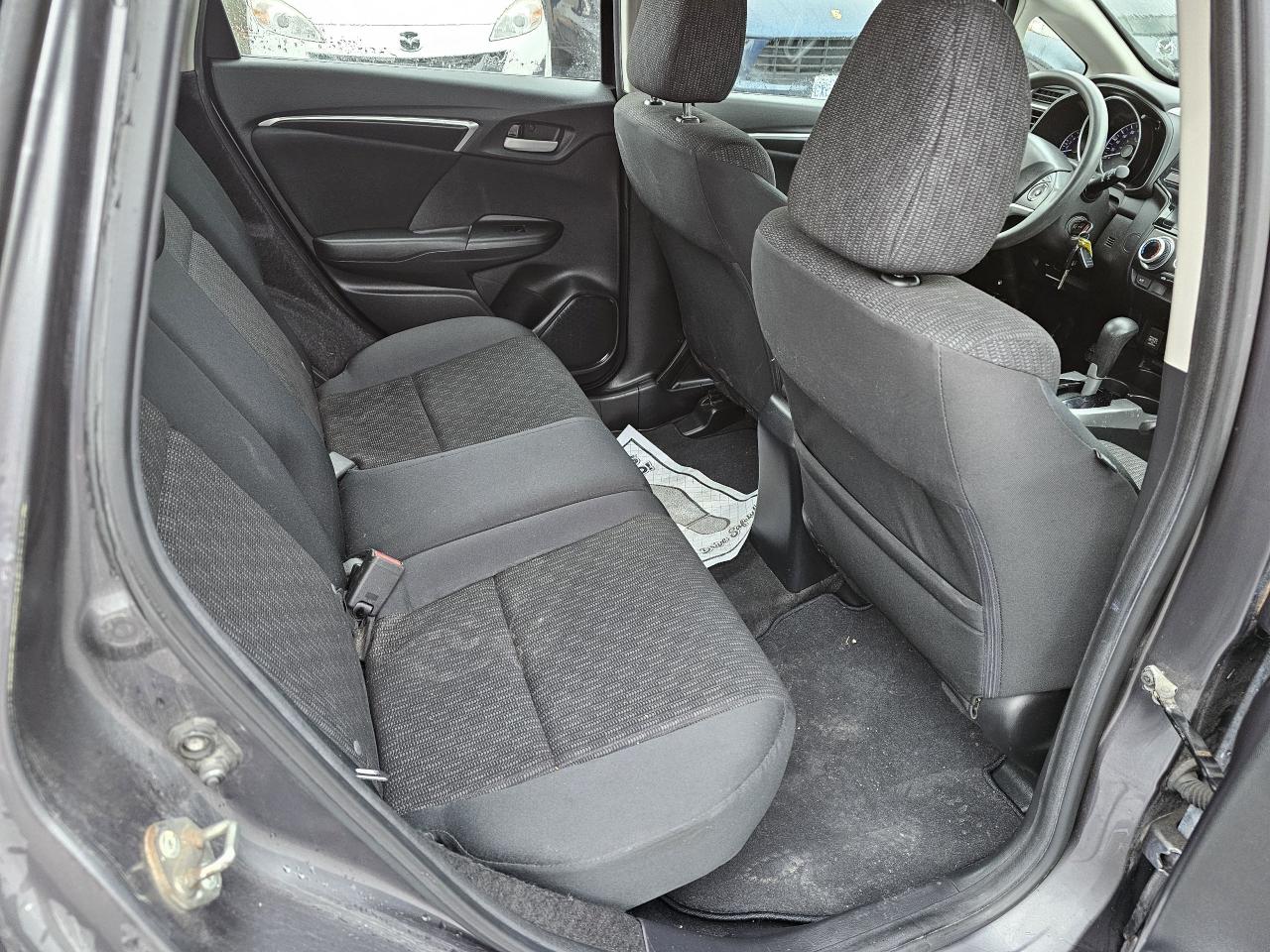 2016 Honda Fit LX/AUTO/BLUETOOTH/CAMERA, 1 YEAR POWER TRAIN WARR - Photo #3