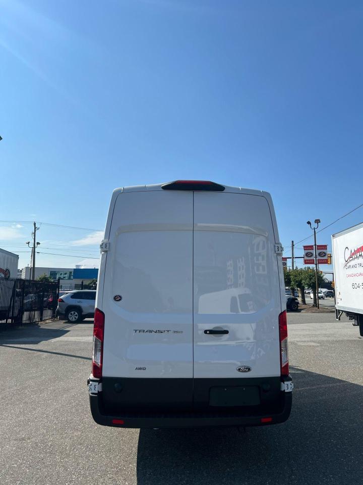 2023 Ford Transit  Photo23