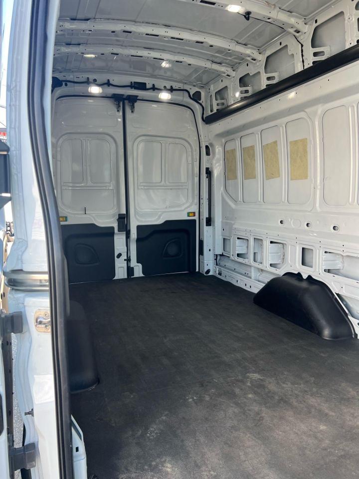 2023 Ford Transit  Photo29
