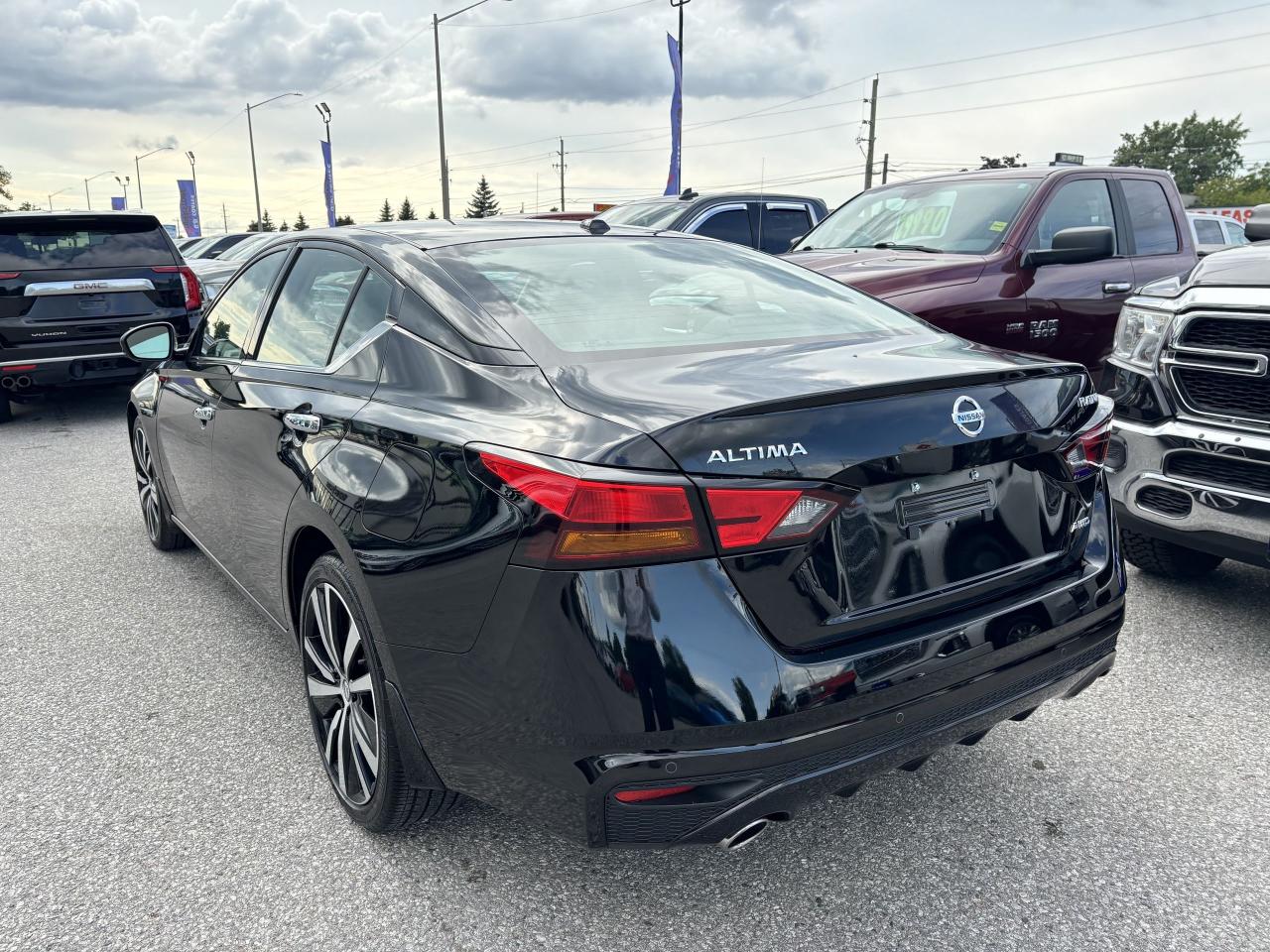 2022 Nissan Altima Platinum AWD ~Nav ~Cam ~Leather ~Bluetooth ~Roof Photo2