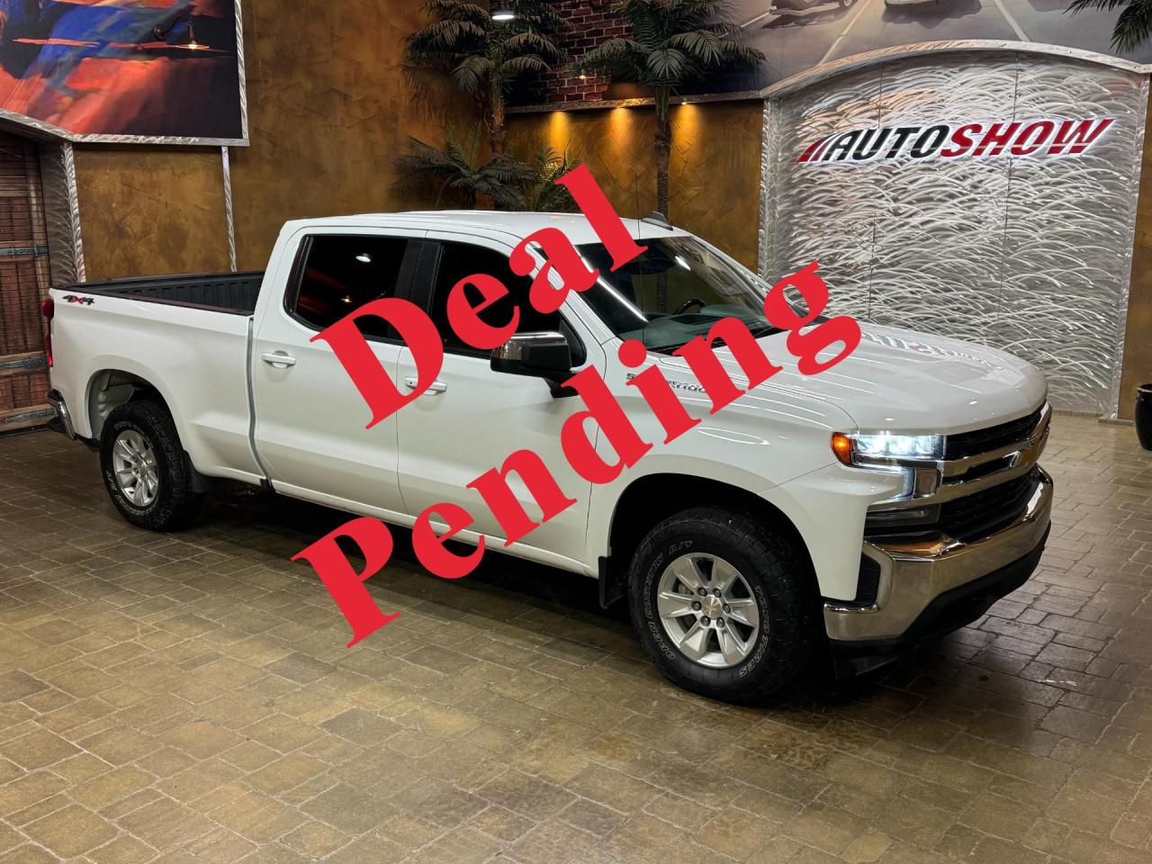 Used 2022 Chevrolet Silverado 1500 LTD LT - APPLE CARPLAY, HTD SEATS, RMT STRT, V8!! for sale in Winnipeg, MB