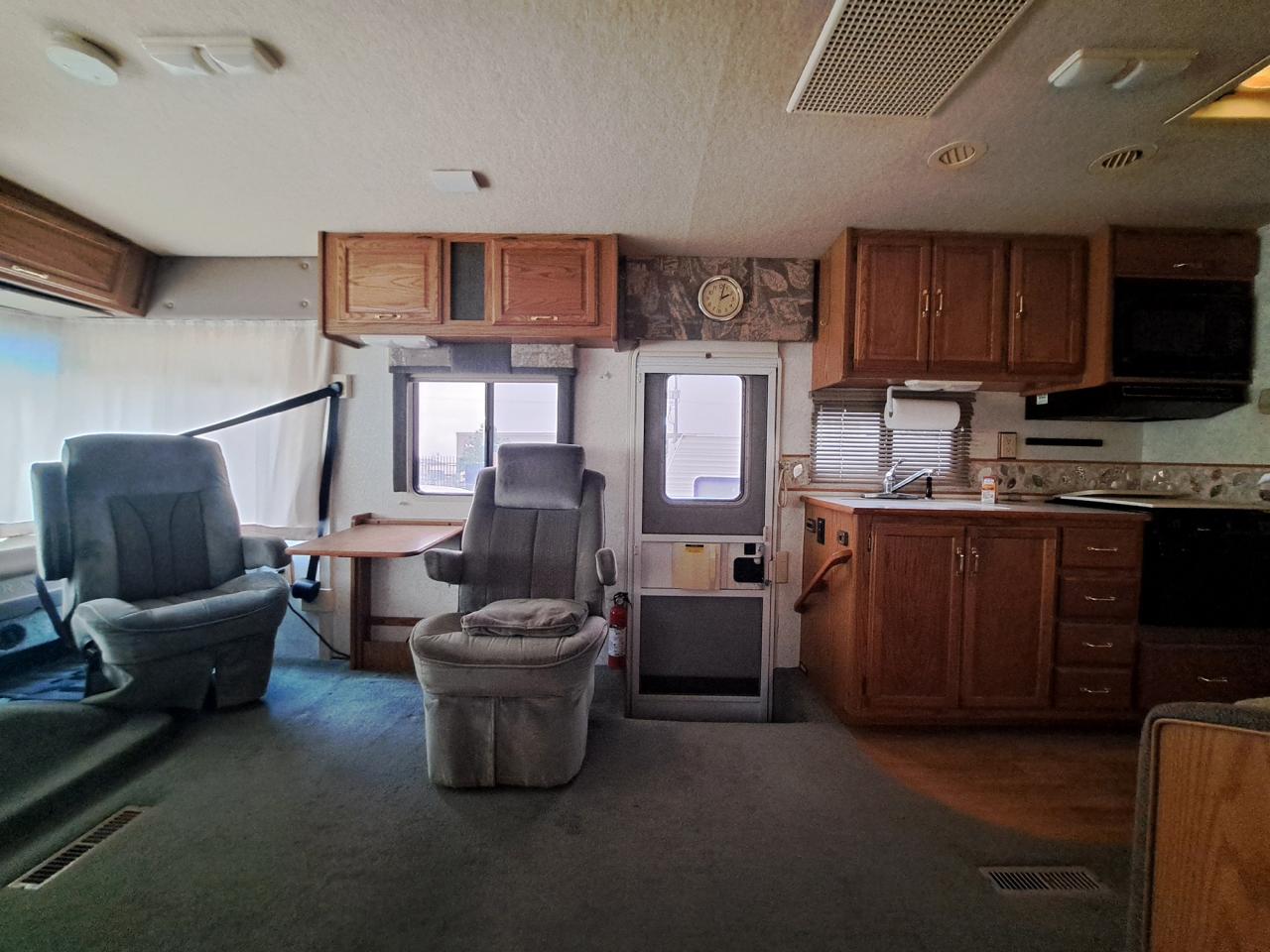 1999 Winnebago Other BRAVE - Photo #9