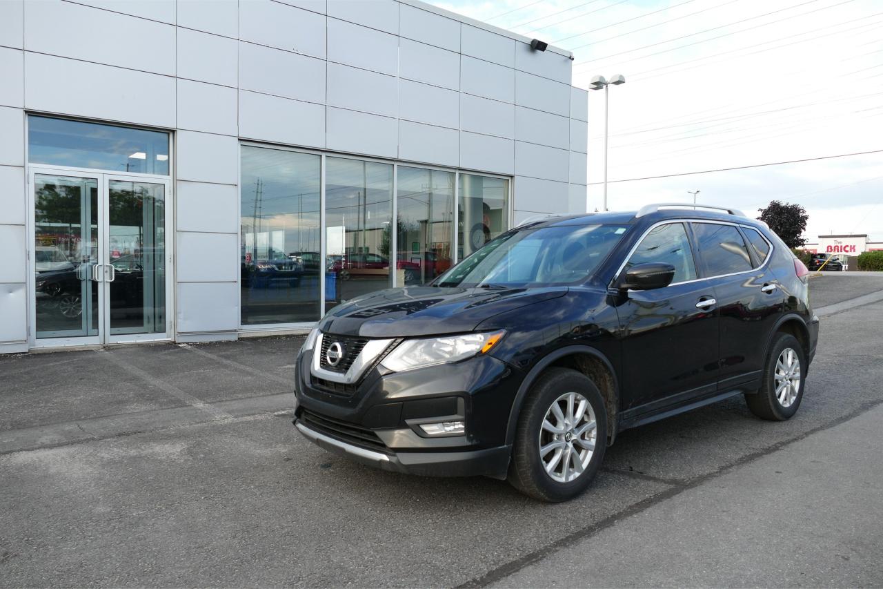 Used 2017 Nissan Rogue AWD 4dr SV for sale in Kingston, ON