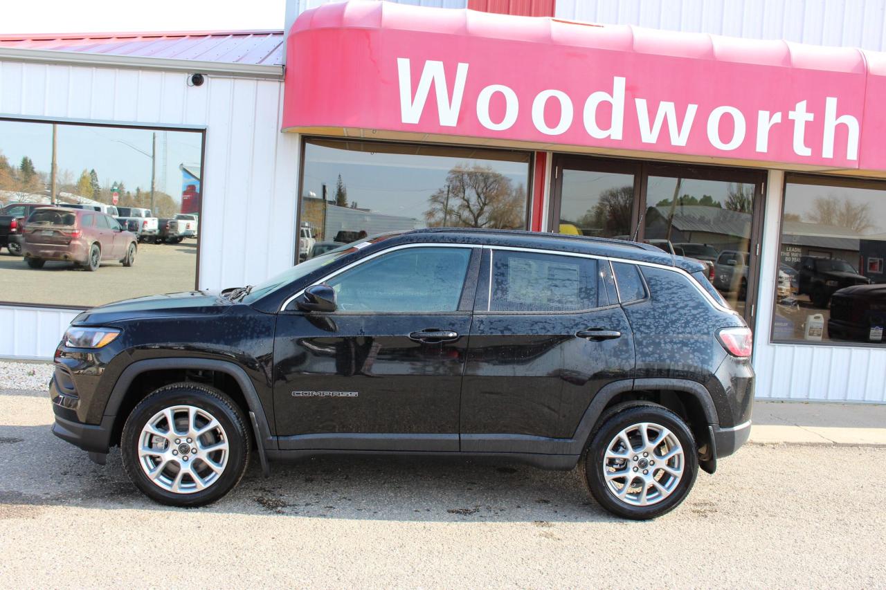 New 2025 Jeep Compass NORTH for sale in Kenton, MB