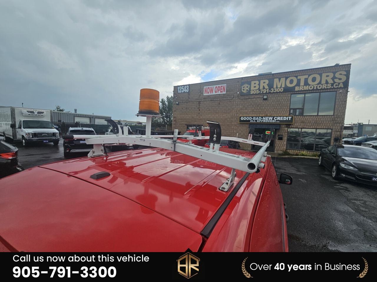 2015 RAM Cargo Van Base | Roof rack | Commercial Van Photo